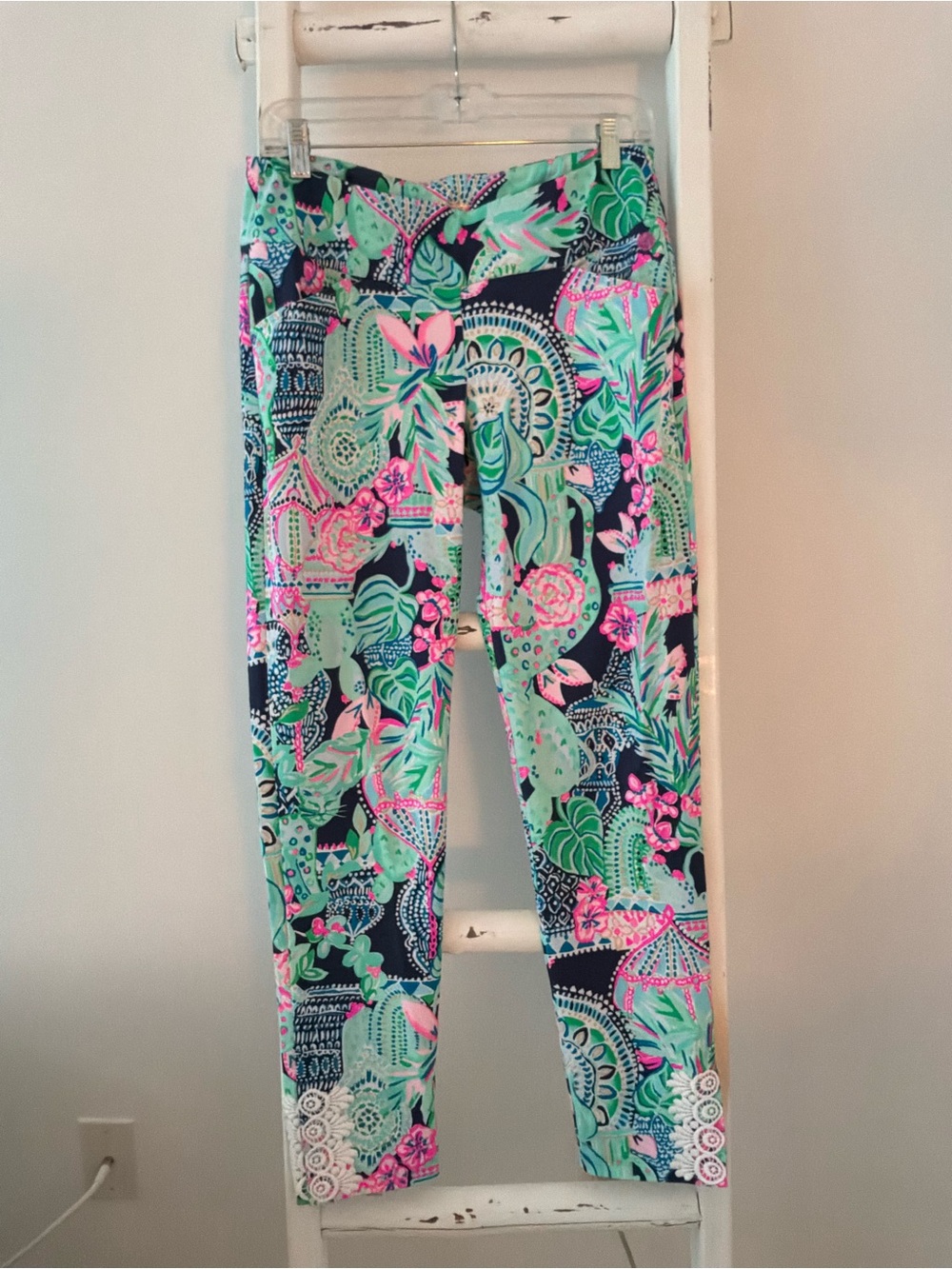 Lilly Pulitzer luxletic Printed Leggings in Navy, Mint & Pink